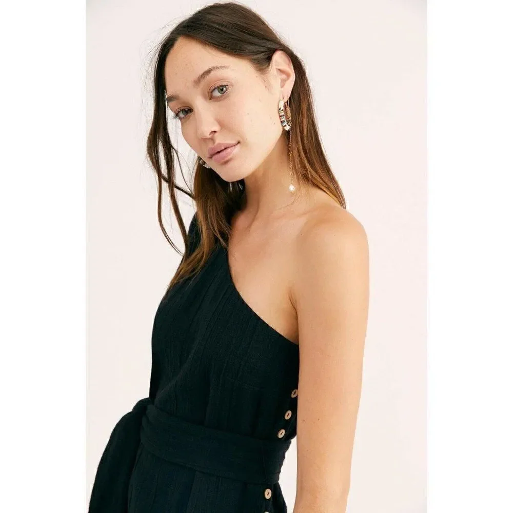 NEW FREE PEOPLE Sz M ONE SHOULDER BELTED EYEIN THIS MINI DRESS BLACK